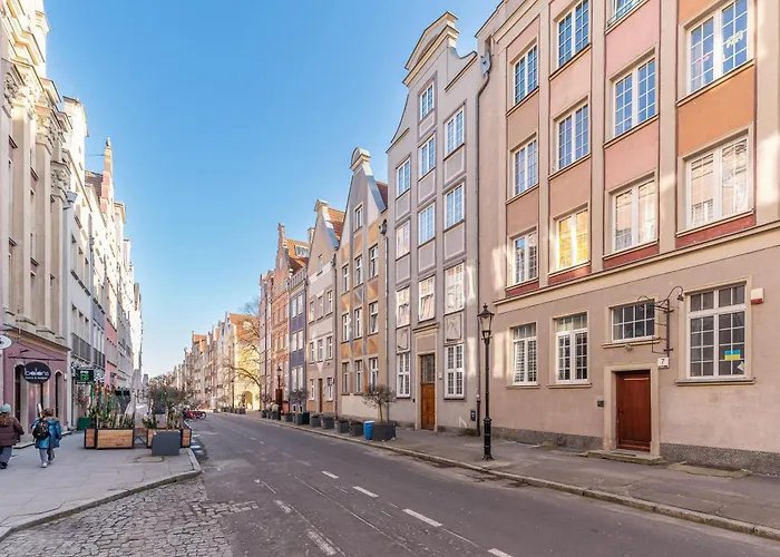 Ogarna Baltus, Main Old Town By Downtown