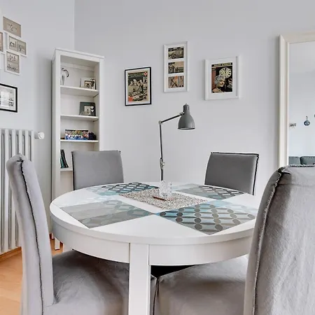 Ogarna Baltus, Main Old Town By Downtown